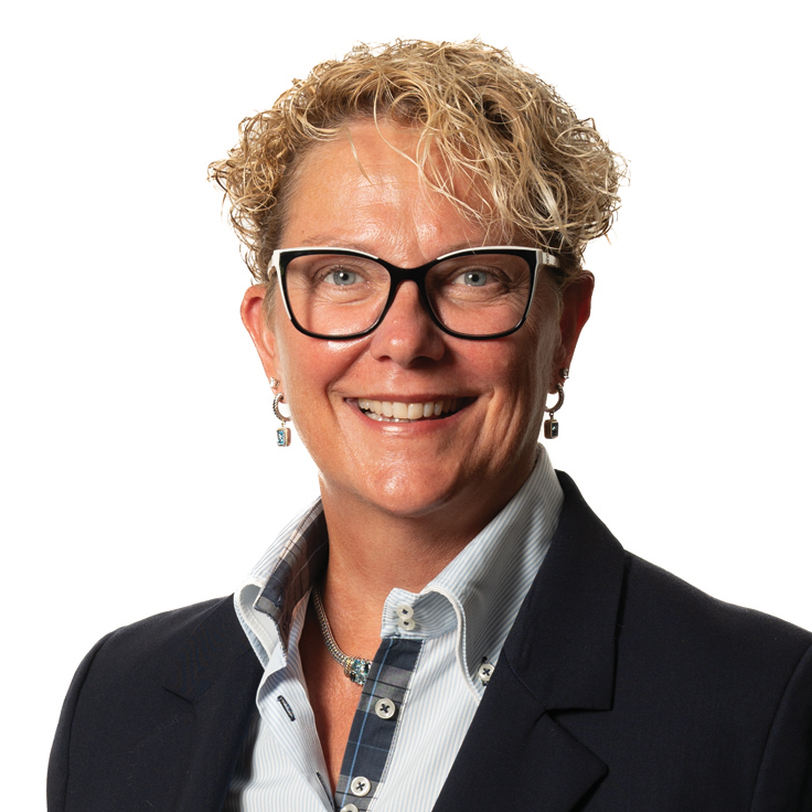 Lisa Moyles Headshot