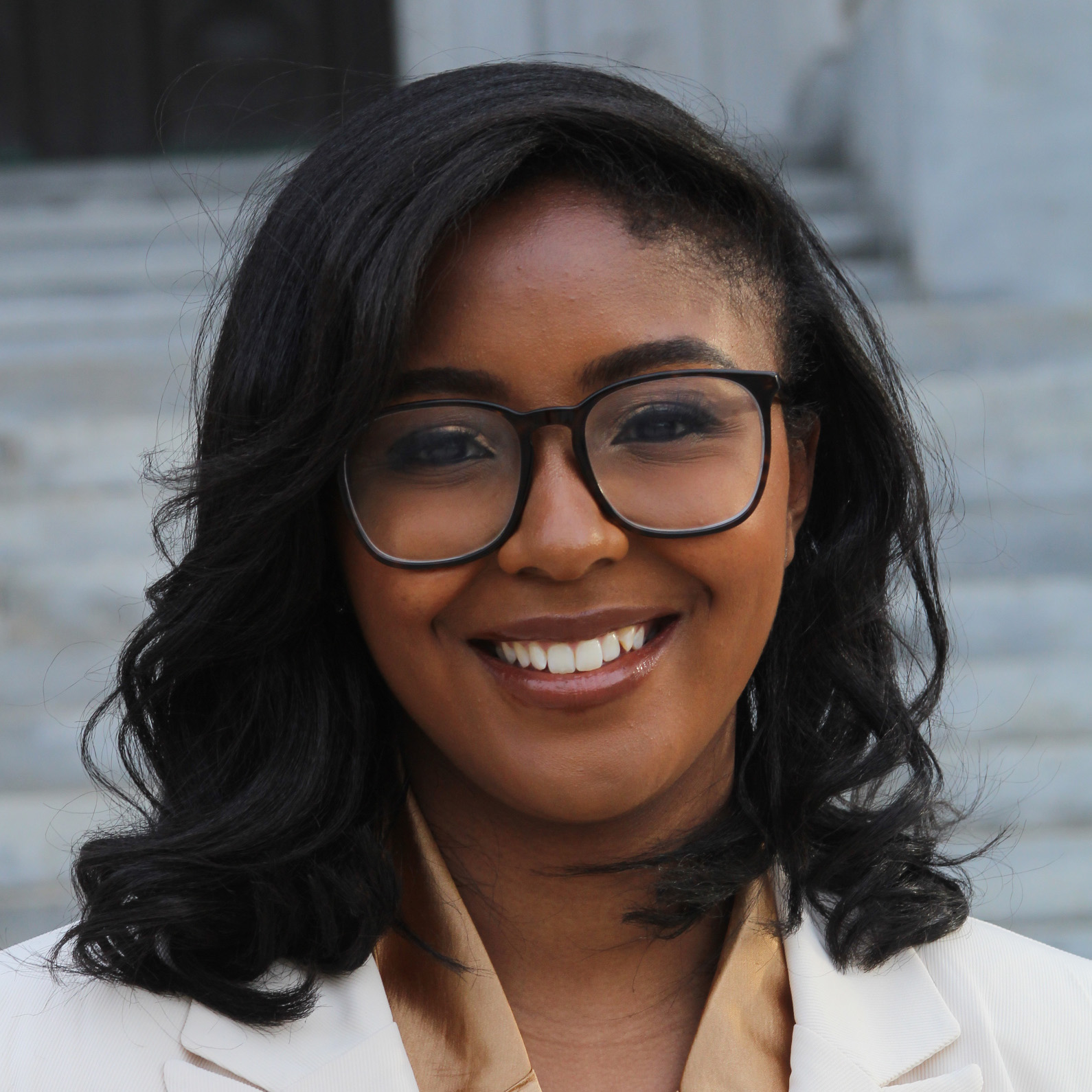 Mallori Thompson Headshot