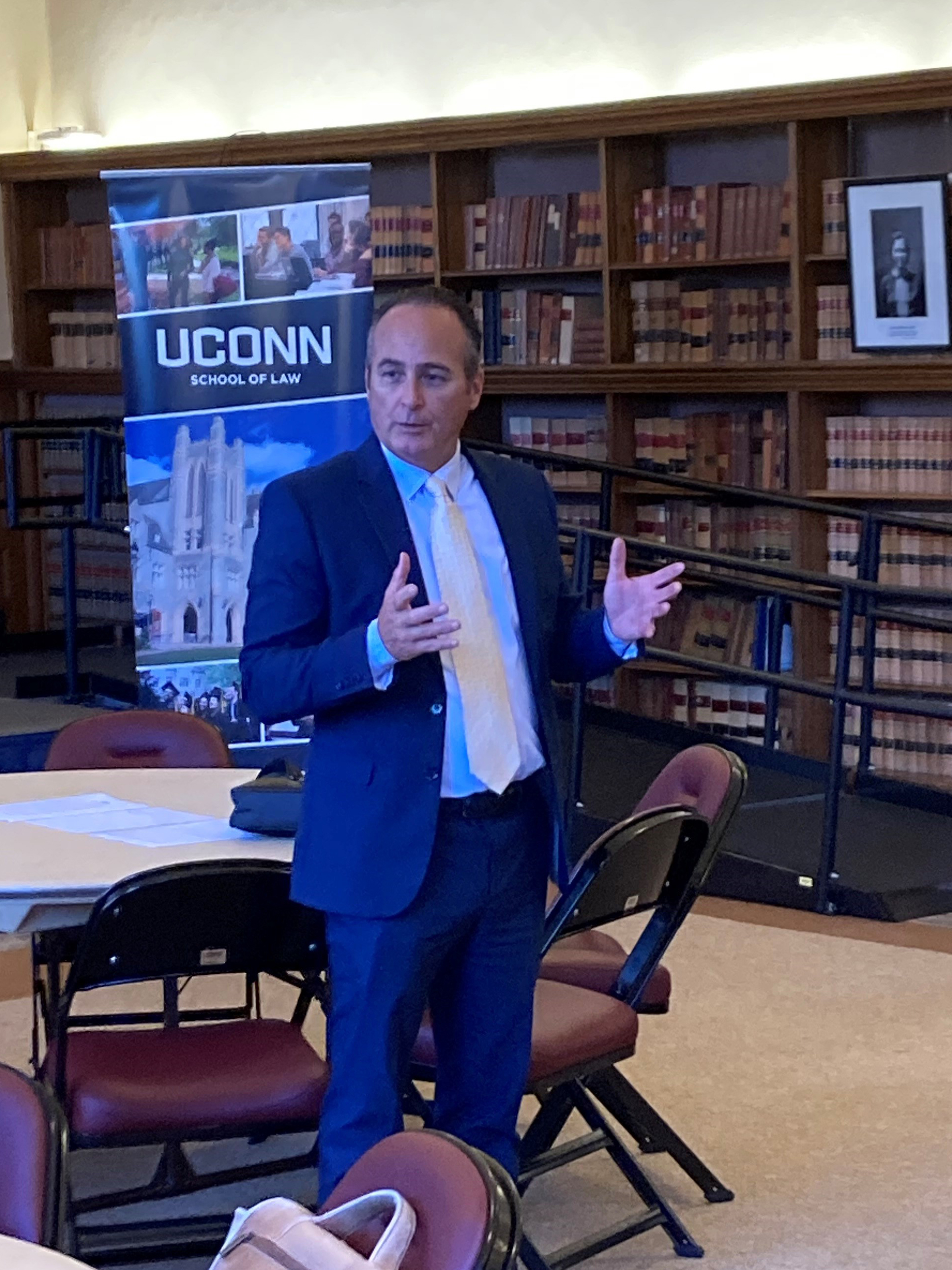 CBA President Daniel J. Horgan Free Legal Answers Comes to Campus