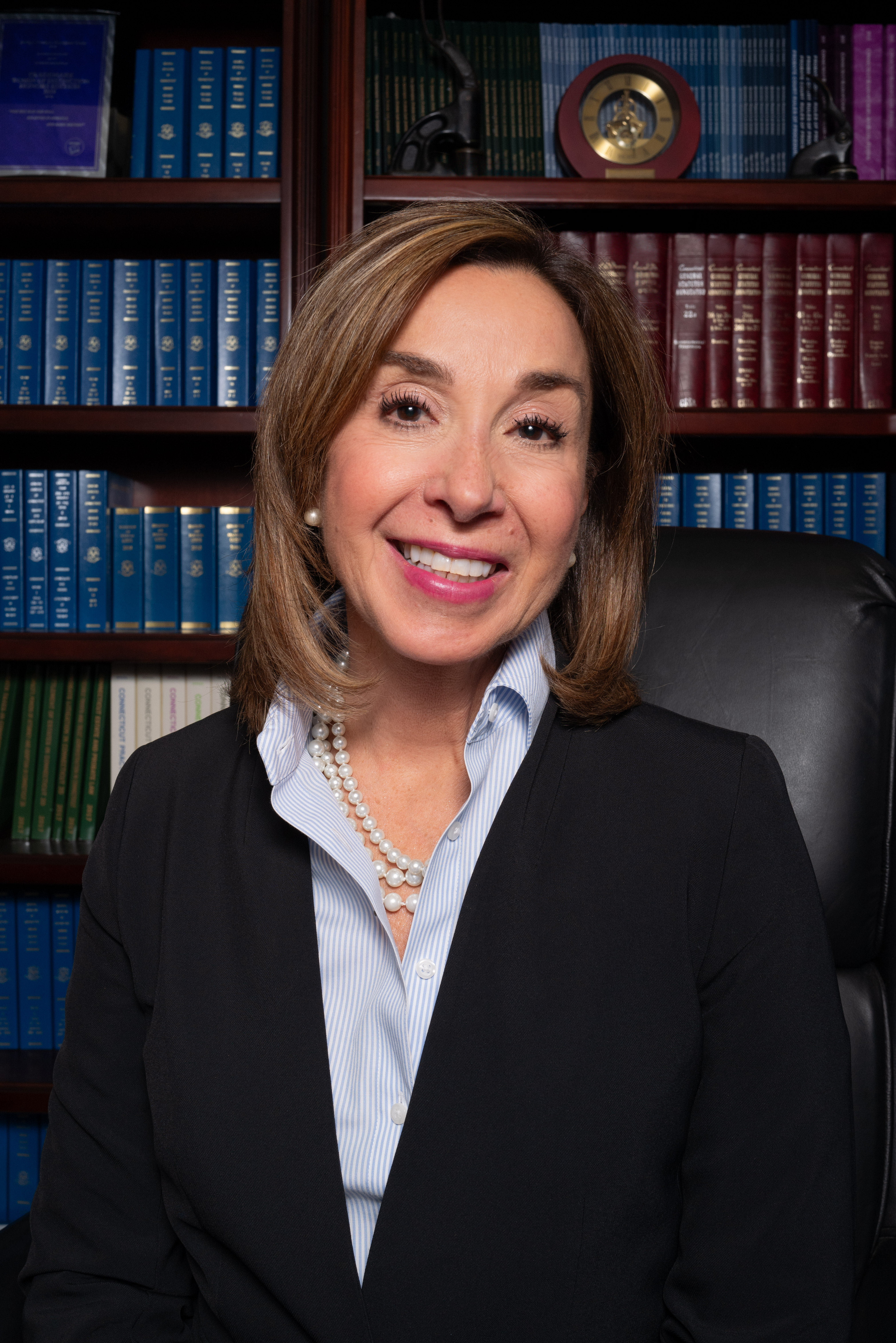 HeadshotHon.EvelynDaly